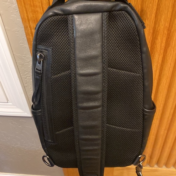 Coach 89908 Edge Pack genuine leather sling bag  for men - Picture 6 of 16